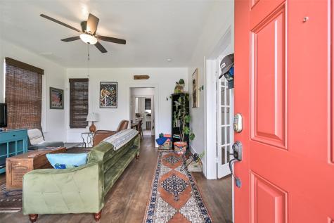 4307 Avenue Q 1/2 Galveston TX 77550