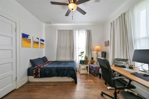 4307 Avenue Q 1/2 Galveston TX 77550