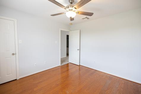11906 Clear Brook Oak Street Houston TX 77089