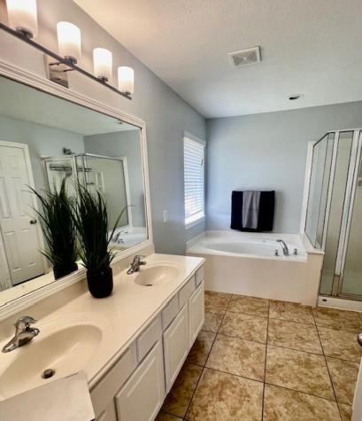 11906 Clear Brook Oak Street Houston TX 77089