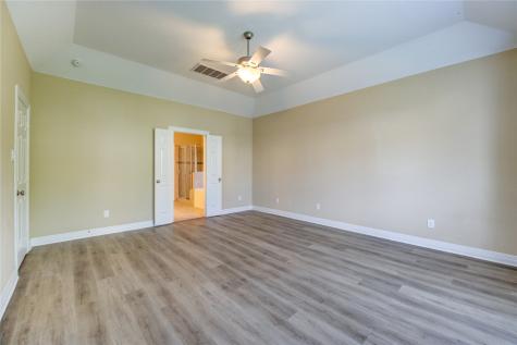 5530 Mangrove Creek Lane Sugar Land TX 77479