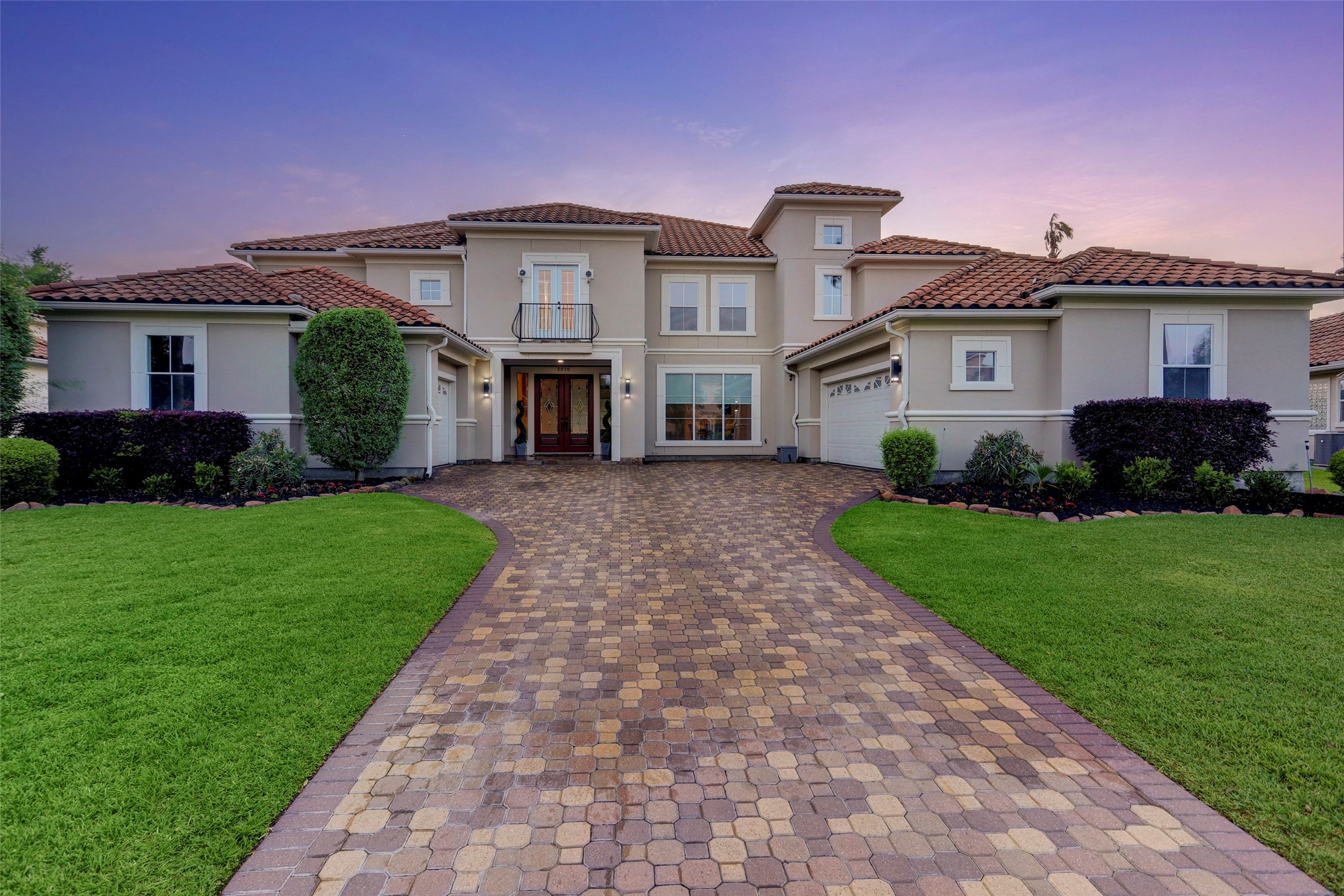 2010 Crescent Palm Court Houston TX 77077