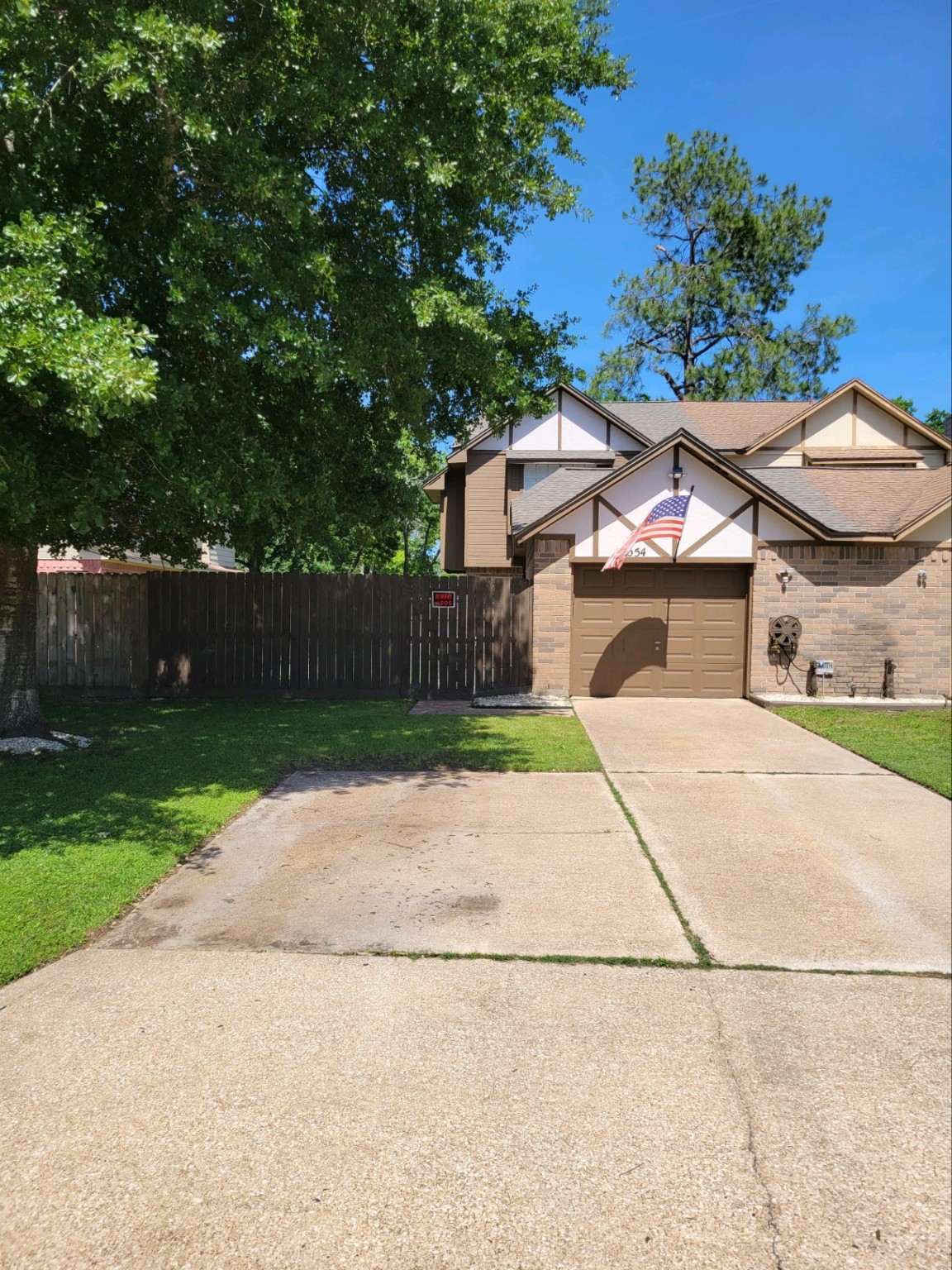 554 Birdsong Drive League City TX 77573