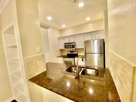 1919 Post Oak Park Drive Drive 2202 Houston TX 77027