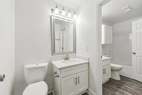 1111 W Main Street 1703 League City TX 77573