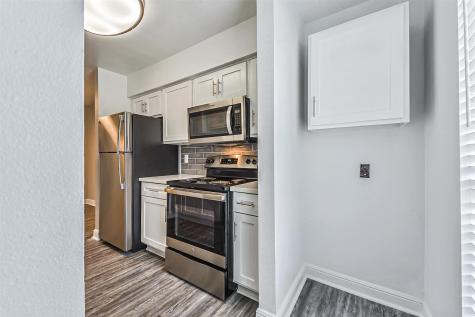 1111 W Main Street 1703 League City TX 77573