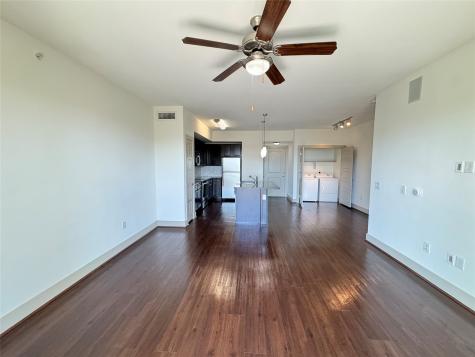 145 Heights Boulevard B20.221 Houston TX 77007