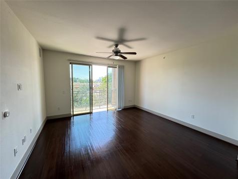 145 Heights Boulevard B20.221 Houston TX 77007