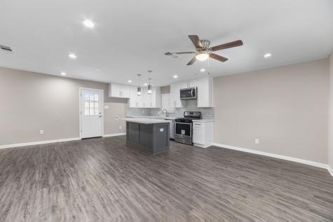 160 W Whitney Street Houston TX 77018