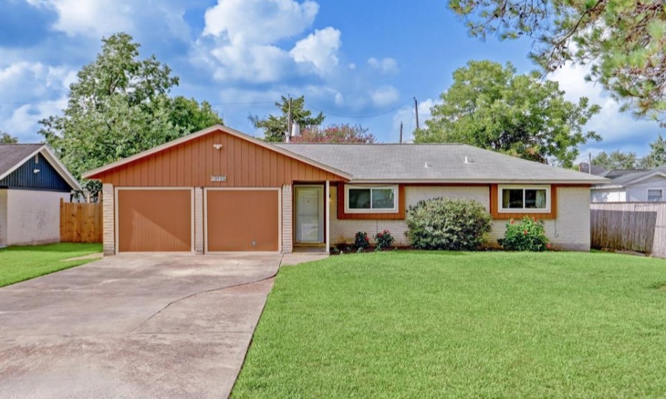 12735 7th Street Santa Fe TX 77510