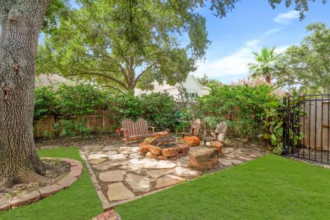 1207 Wildewood Court Sugar Land TX 77479