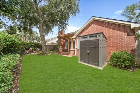 1207 Wildewood Court Sugar Land TX 77479