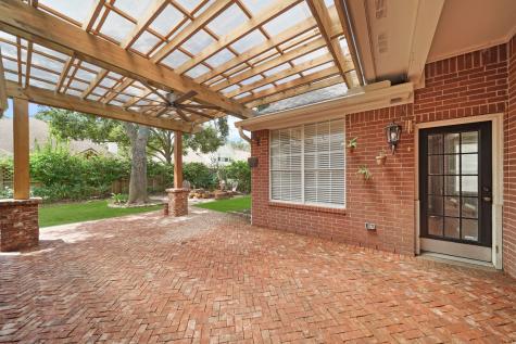 1207 Wildewood Court Sugar Land TX 77479
