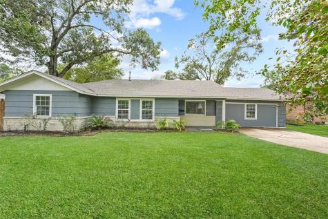 10009 Lazy Oaks Street Houston TX 77080