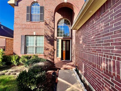 1946 Hawthorne Brook Fresno TX 77545