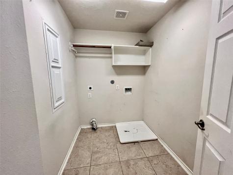 1946 Hawthorne Brook Fresno TX 77545