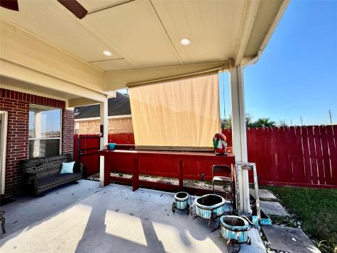 1946 Hawthorne Brook Fresno TX 77545