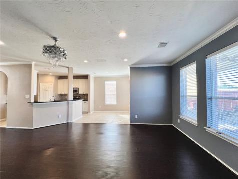 1946 Hawthorne Brook Fresno TX 77545