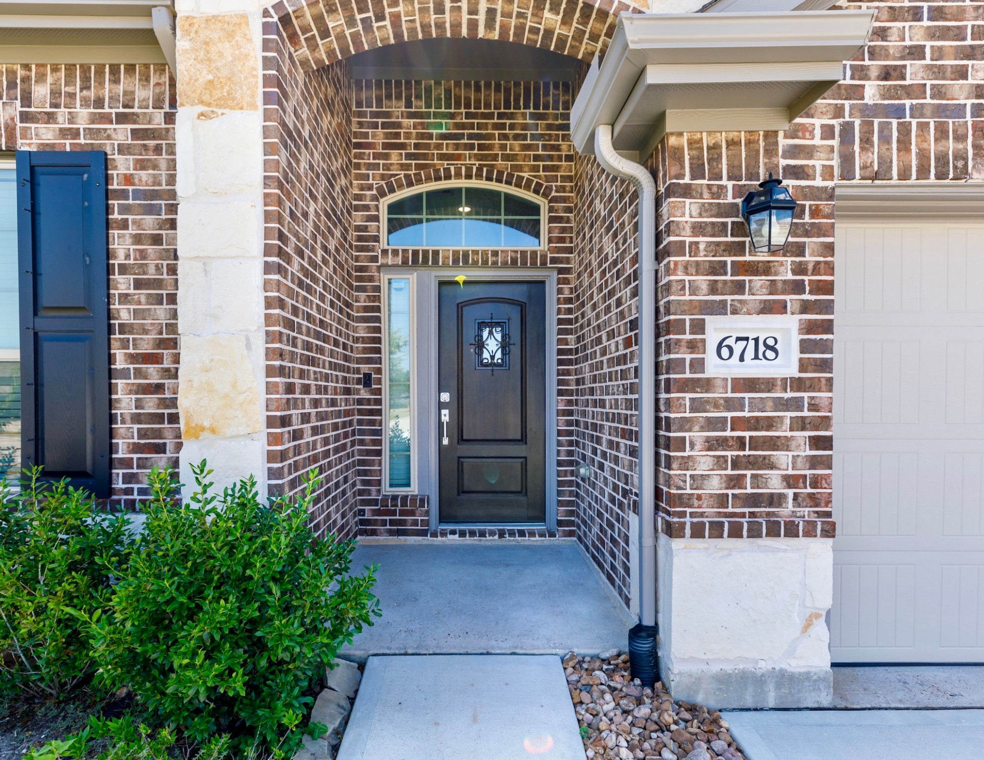 6718 Coral Bells Lane Dickinson TX 77539