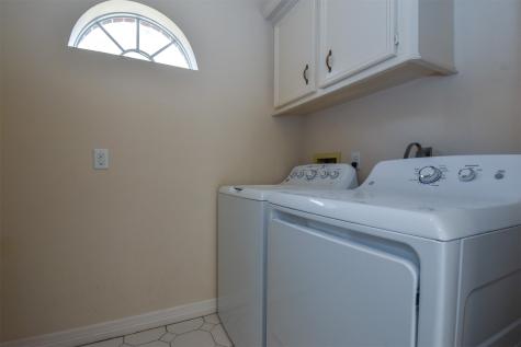 5211 Laurel Street Bellaire TX 77401