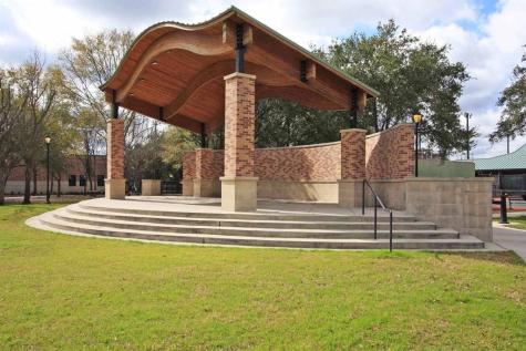 5211 Laurel Street Bellaire TX 77401