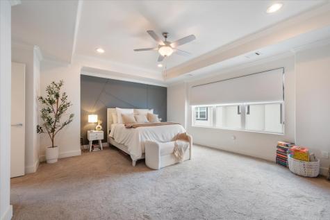 1333 W 22nd Street F Houston TX 77008