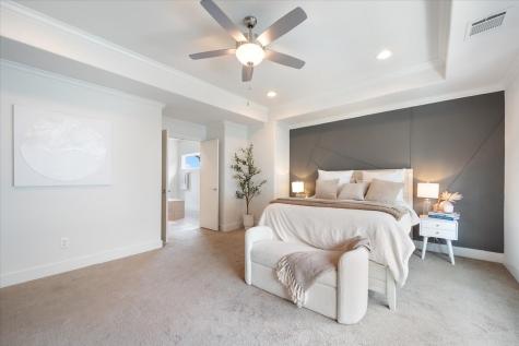 1333 W 22nd Street F Houston TX 77008