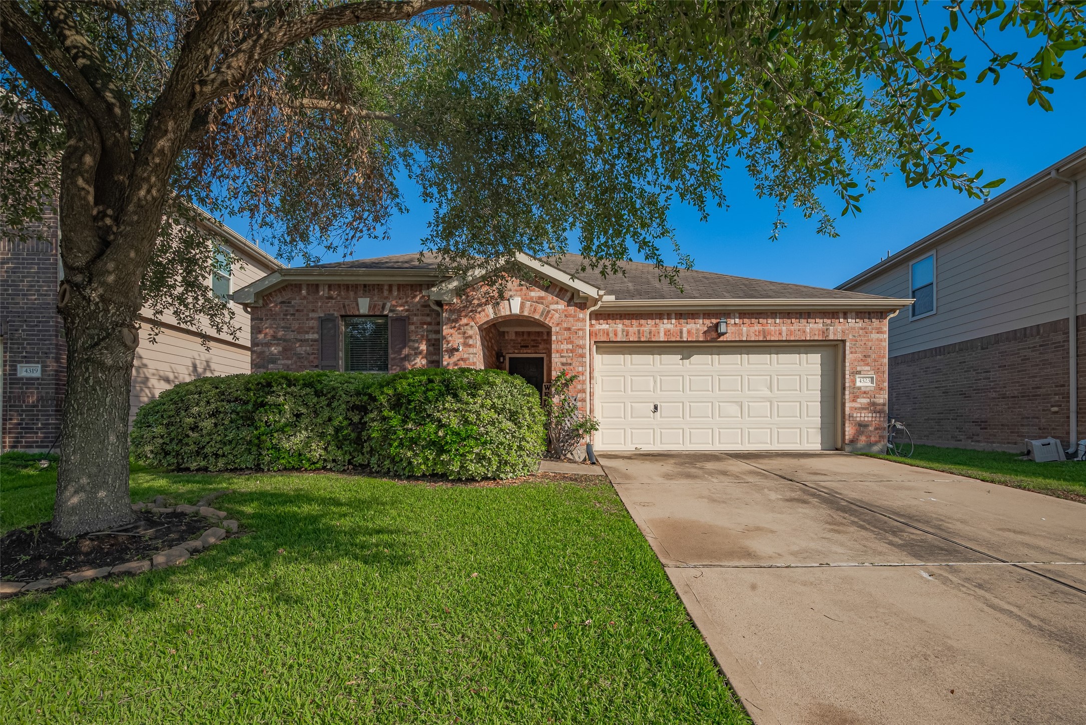 4323 N Vineyard Meadow Lane Katy TX 77449