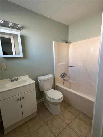 516 Holiday Drive 49 Galveston TX 77550