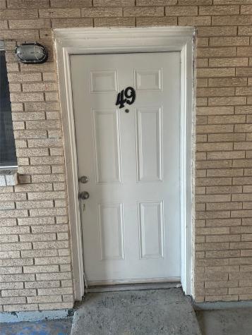 516 Holiday Drive 49 Galveston TX 77550