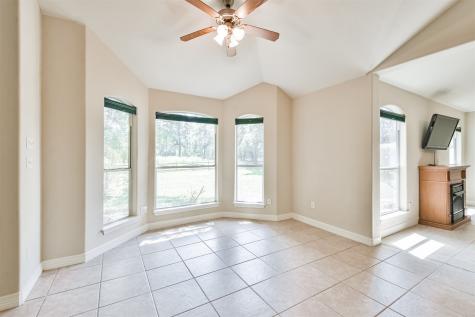 6211 Fm 1374 Road New Waverly TX 77358