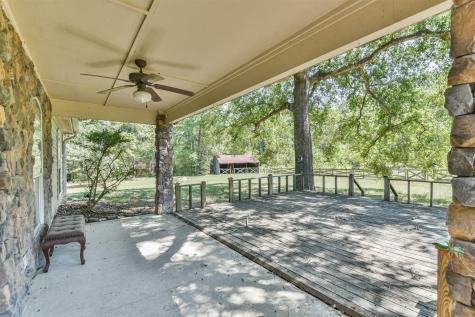 6211 Fm 1374 Road New Waverly TX 77358