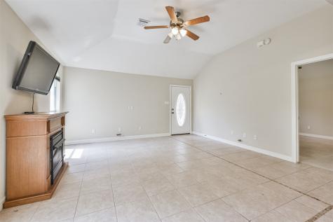 6211 Fm 1374 Road New Waverly TX 77358