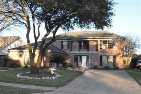 9207 Woodleigh Drive Houston TX 77083