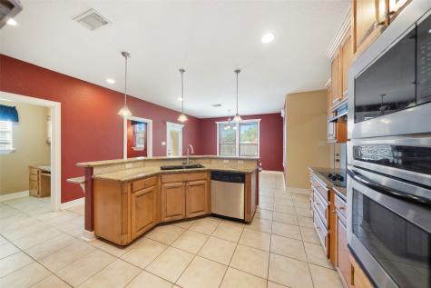 2422 Turberry Drive West Columbia TX 77486