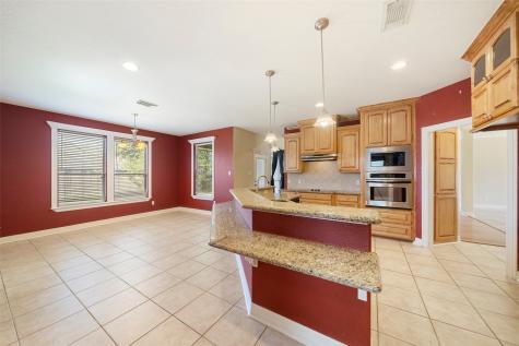 2422 Turberry Drive West Columbia TX 77486