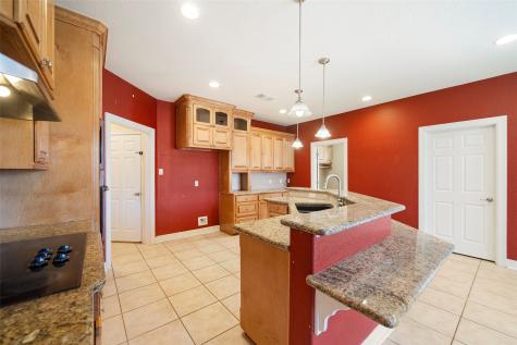 2422 Turberry Drive West Columbia TX 77486