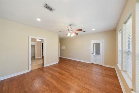 2422 Turberry Drive West Columbia TX 77486