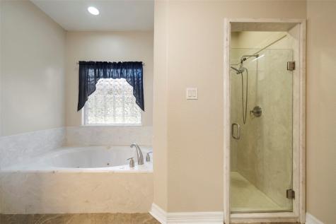 2422 Turberry Drive West Columbia TX 77486