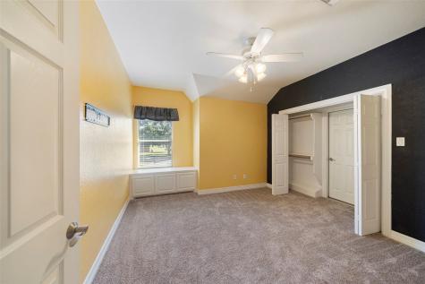2422 Turberry Drive West Columbia TX 77486