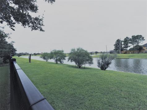 2733 Domenico Lane League City TX 77573