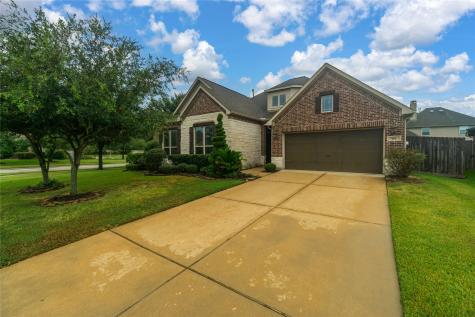 901 Cactus Ridge Court Friendswood TX 77546