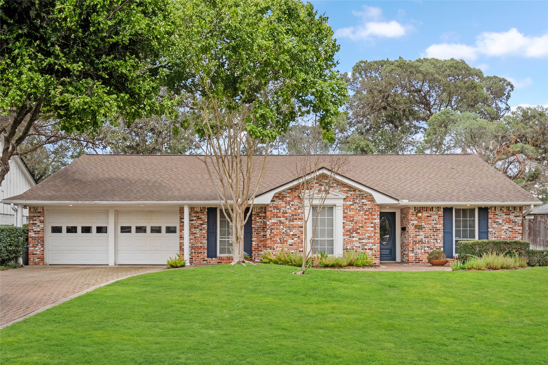 10606 Ella Lee Lane Houston TX 77042