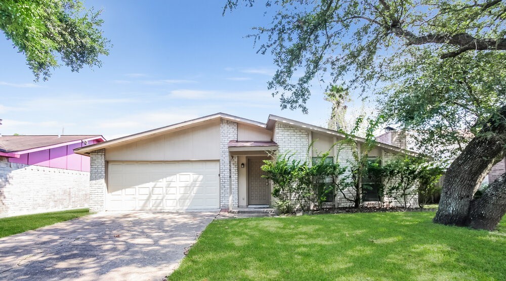 15614 Mendocino Drive Houston TX 77083