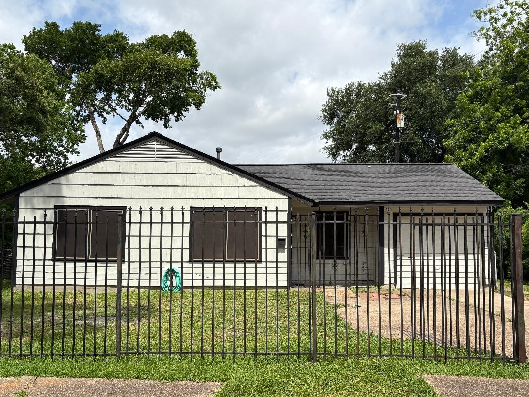 6610 Kassarine Pass Houston TX 77033