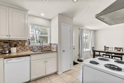 16305 Many Trees Lane Conroe TX 77302