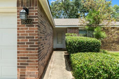 16305 Many Trees Lane Conroe TX 77302