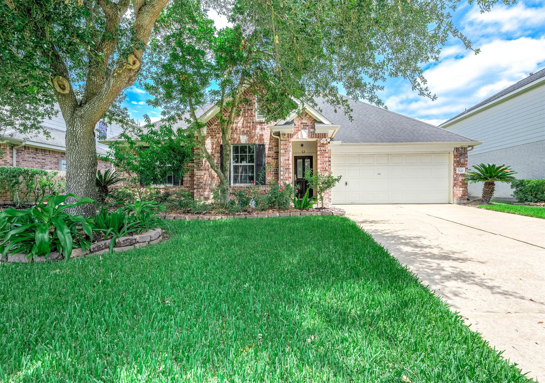 7617 Waterlilly Lane Pearland TX 77581