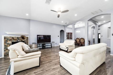 7617 Waterlilly Lane Pearland TX 77581