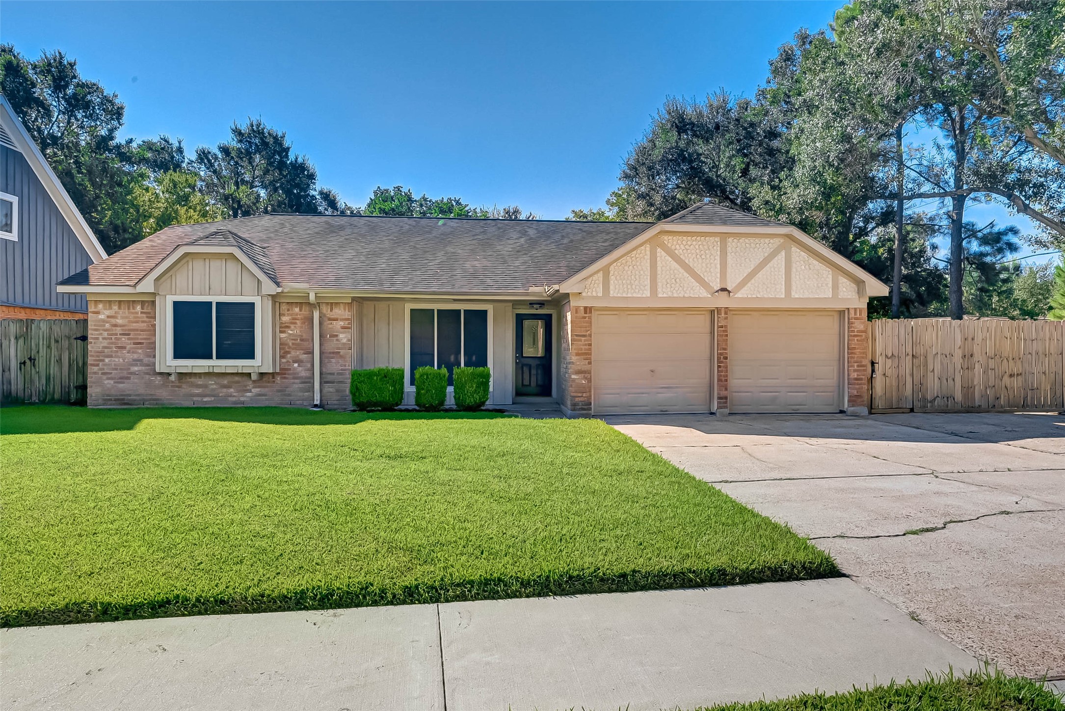 1406 Pinecroft Drive Sugar Land TX 77498